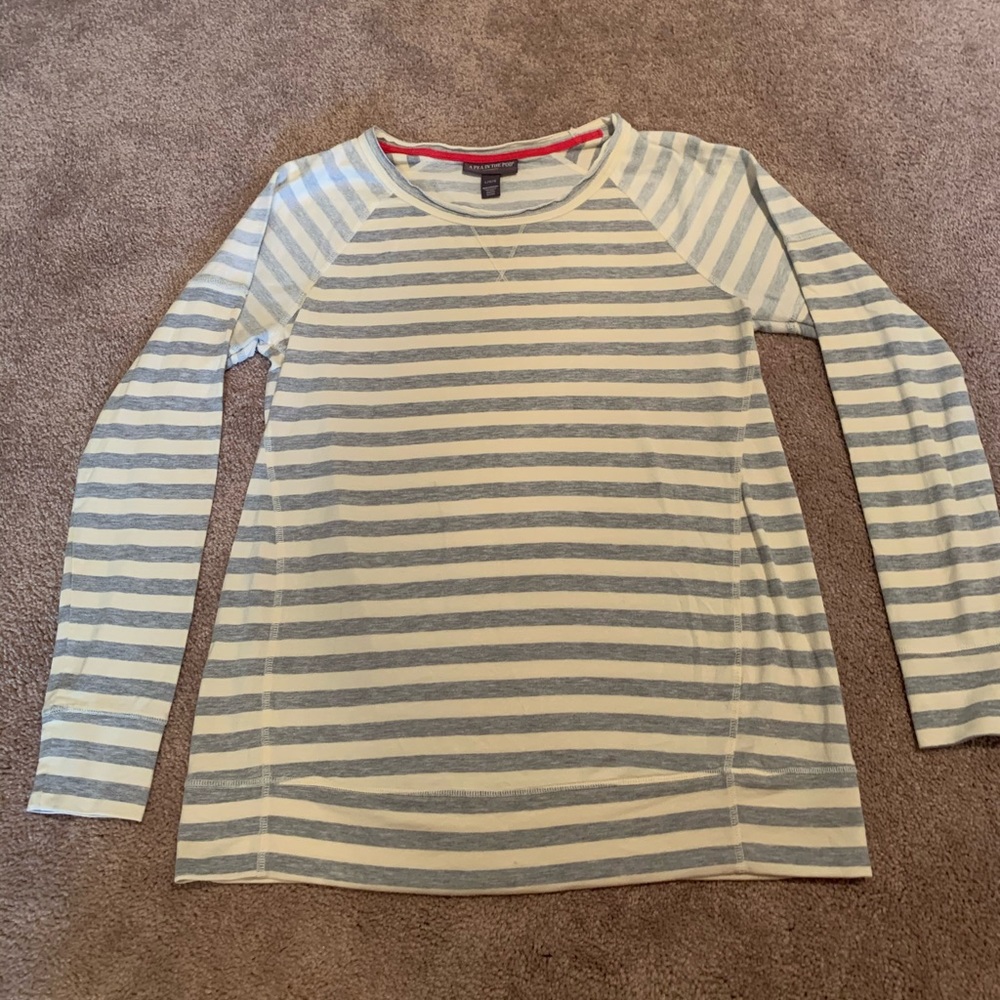 A Pea In The Pod Maternity Sweater